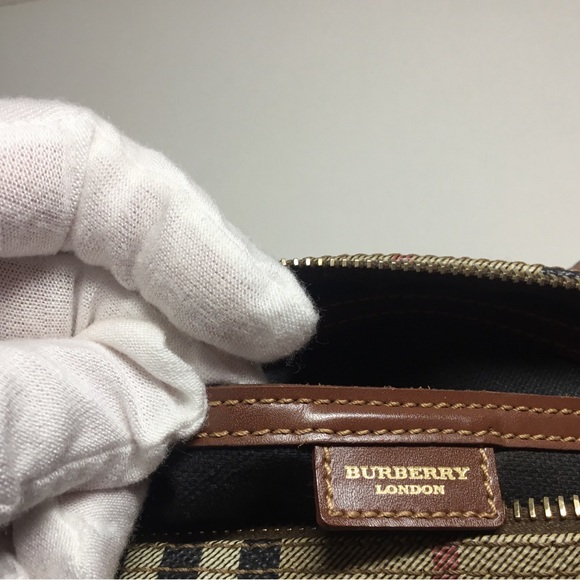 Authentic Burberry Nova Check Handbag - Picture 14 of 16